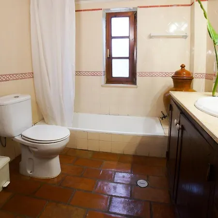 Casas Do Vale Da Rainha