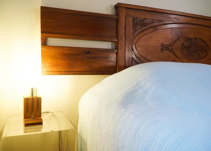 Casas Do Vale Da Rainha * 波尔蒂芒