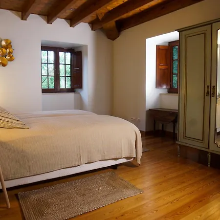 Casas Do Vale Da Rainha ヴィラ *